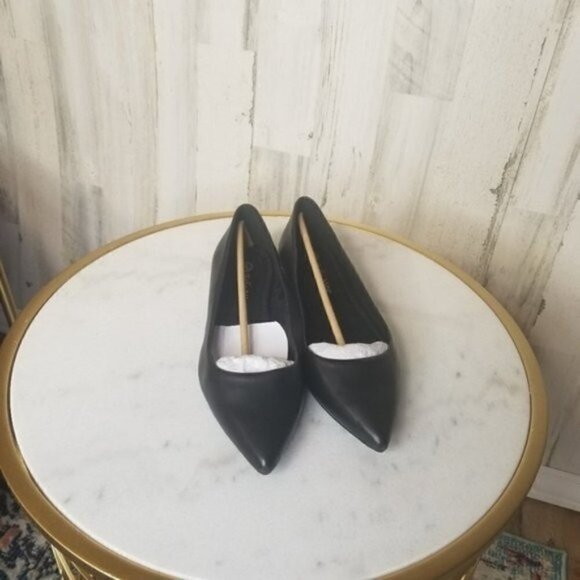Bella Vita Black Leather Vivien Pointed Toe 10M - Picture 4 of 6